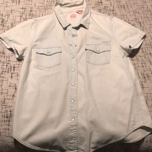 Levi’s short sleeve denim shirt LIKE NEW